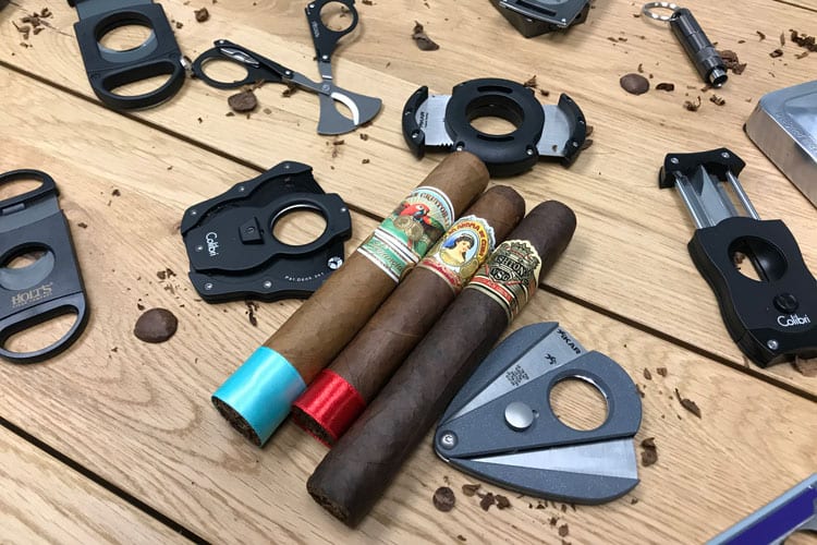 the right cigar cutter