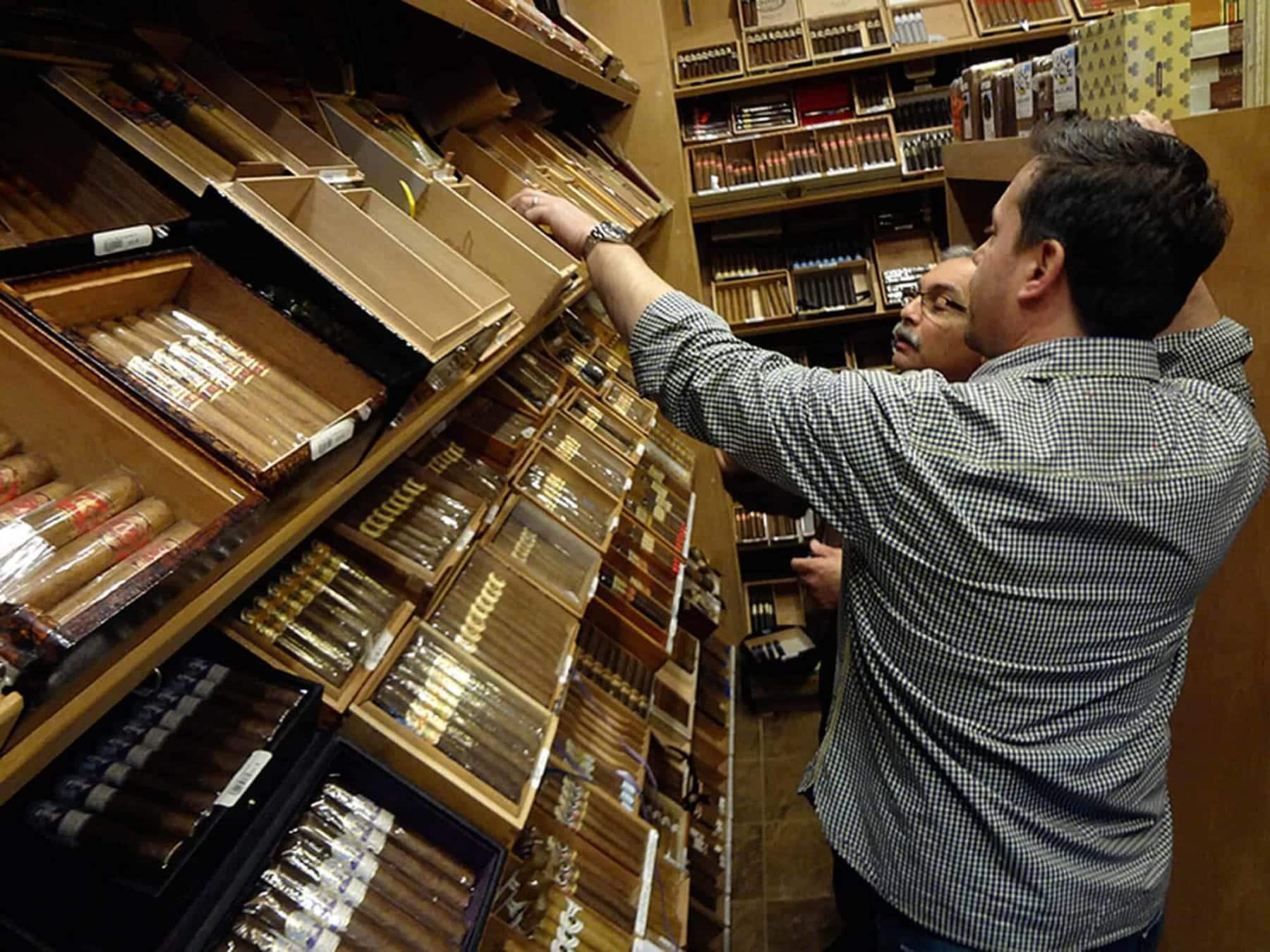 choosing a cigar