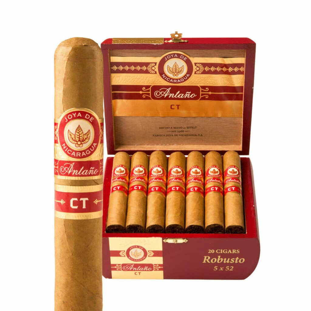 Joya de Nicaragua Antaño Connecticut Robusto